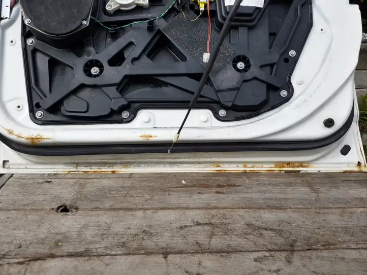 Chrysler Town & Country V (2010 - 2016) Дверь — фото 9
