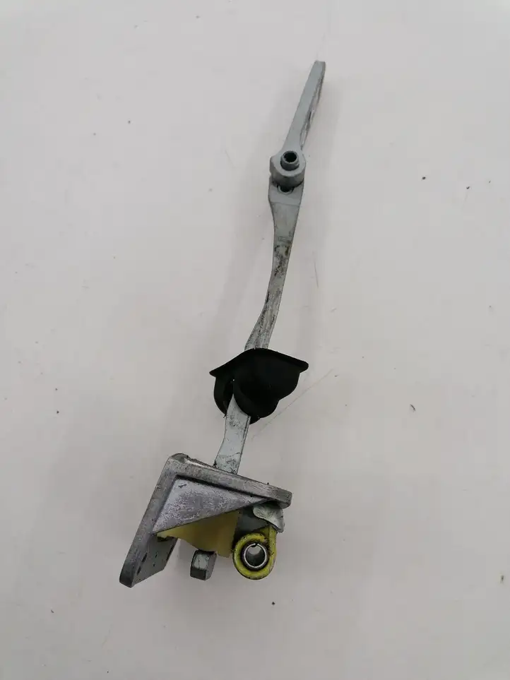Audi (1999 - 2007) 8Z0839249 Ограничитель задней двери — фото 2