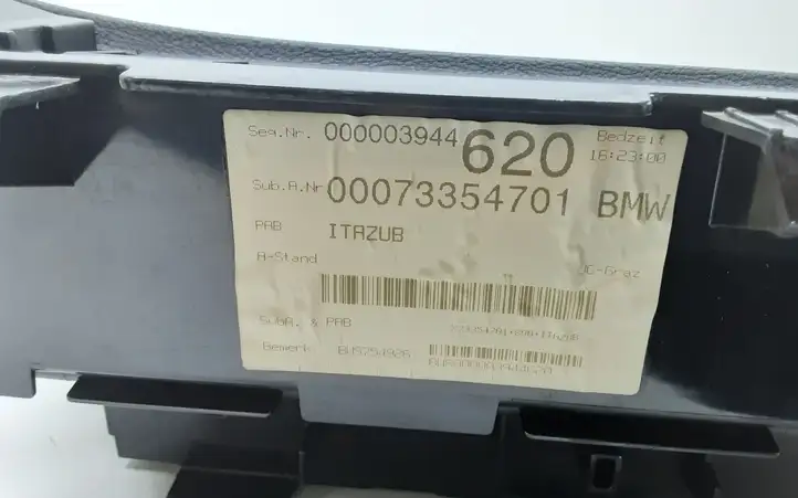 BMW X3 E83 (2003 - 2010) 754926 Бардачок в сборе — фото 4
