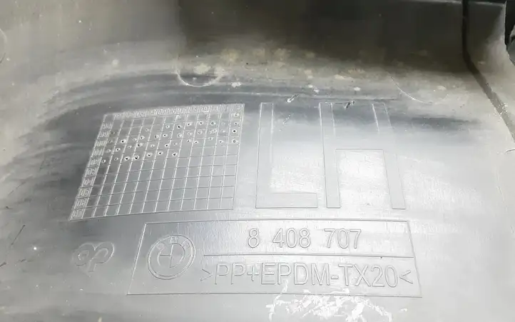 BMW X5 E53 (1999 - 2006)  8408707 Задняя арка