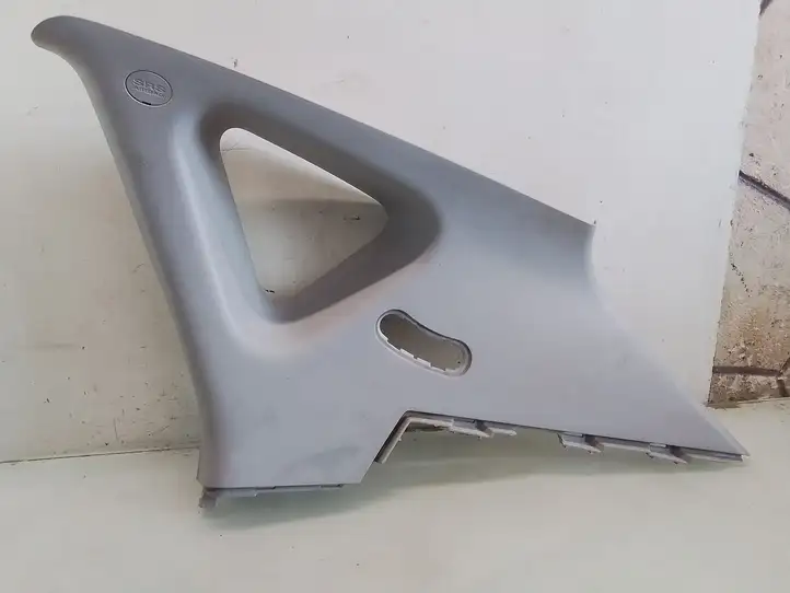 Hyundai i30 (2007 - 2012)   Отделка стойки (C)