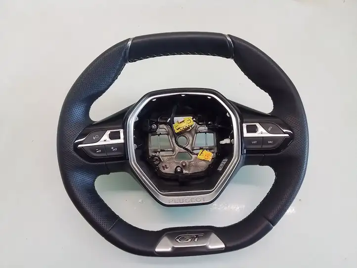 Peugeot 2008 II (2019 - )   Руль