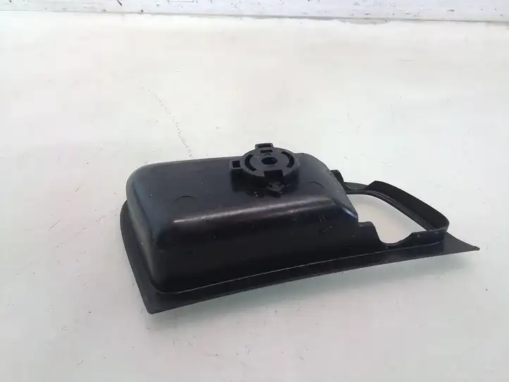 Hyundai i30 (2007 - 2012)  826112L000 Другая деталь отделки пере́дней дверей