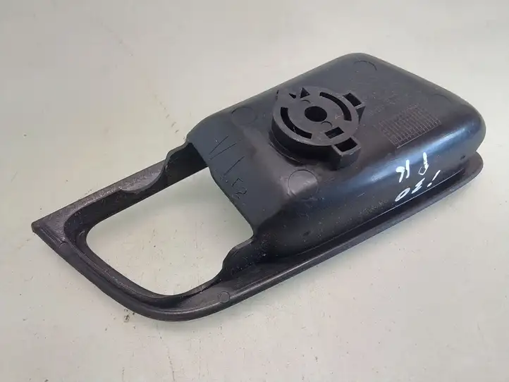 Hyundai i30 (2007 - 2012)  826112L000 Другая деталь отделки пере́дней дверей