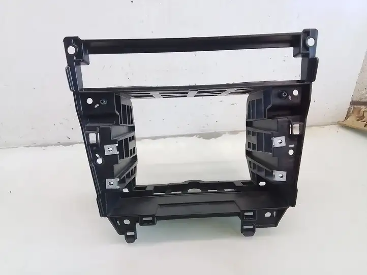 BMW 5 E60 E61 (2004 - 2010)  703411816 Другая деталь панели