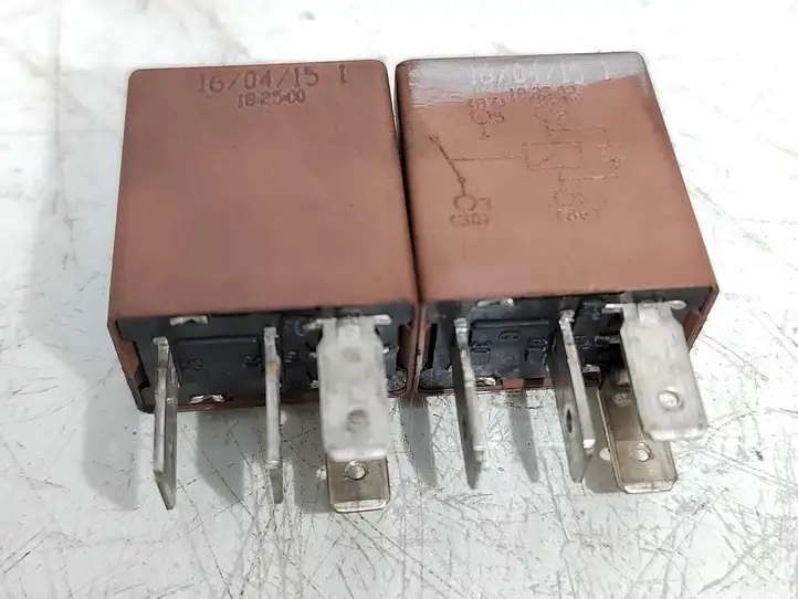 Mercedes-Benz Citan W415 (2013 - 2021)  8200263345 Другое реле