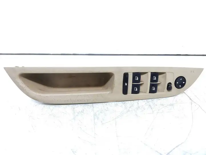 BMW 5 E60 E61 (2004 - 2010) 91221110 Кнопка стеклоподъемников — фото 1