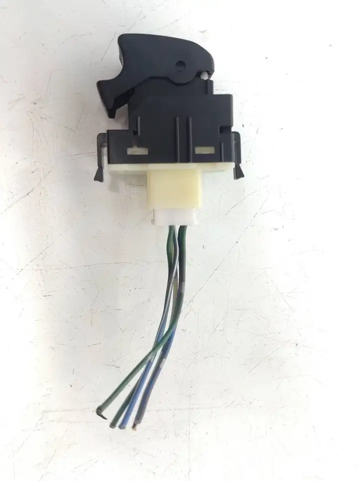 Toyota Avensis T250 (2006 - 2009) 8481005050 Блок кнопок стеклоподъемников — фото 4