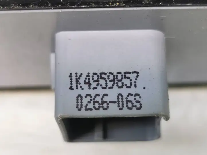 Volkswagen Golf Plus (2004 - 2008) 1K4959857 Кнопка стеклоподъемников — фото 5