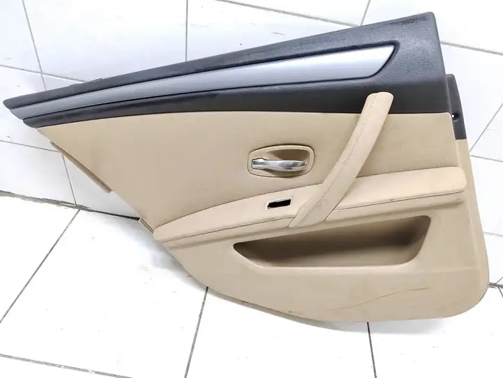BMW 5 E60 E61 (2004 - 2010) 71785911 Обшивка задней двери — фото 1