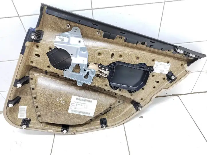 BMW 5 E60 E61 (2004 - 2010) 71785911 Обшивка задней двери — фото 7