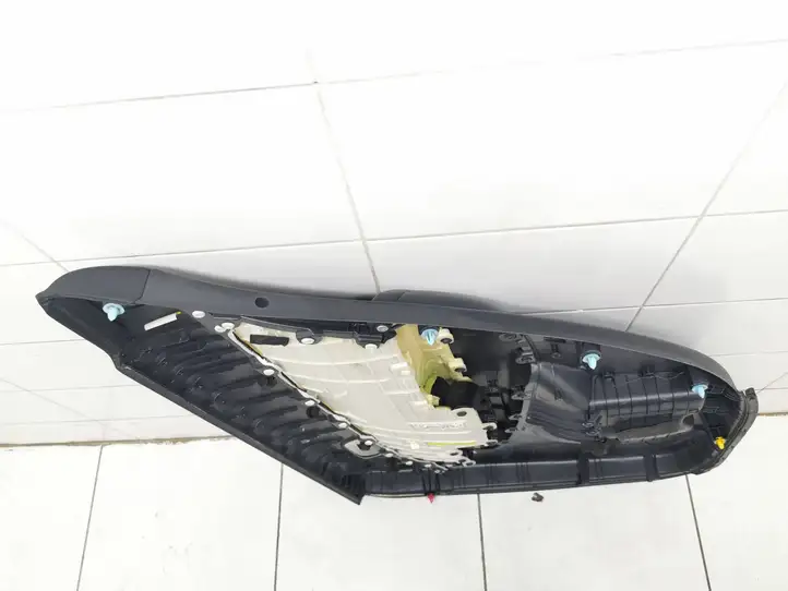 Hyundai i30 (2007 - 2012) 833502L510 Обшивка задней двери — фото 4