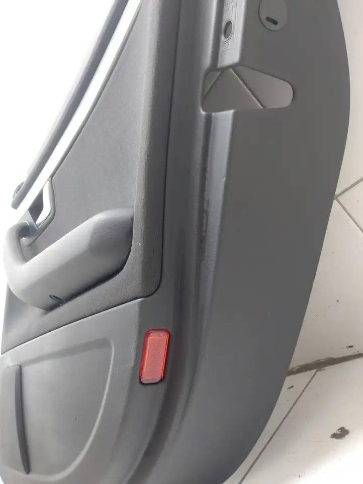 Audi A4 S4 B7 8E 8H (2004 - 2009) 8E0867306 Обшивка задней двери — фото 4