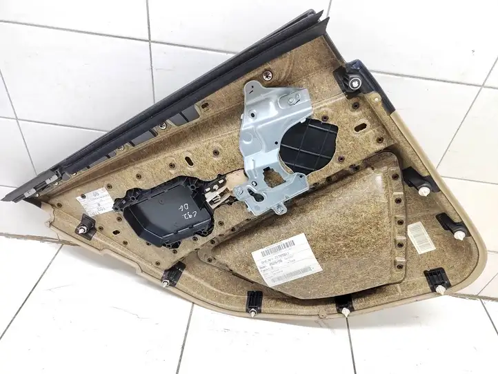BMW 5 E60 E61 (2004 - 2010) 71785911 Обшивка задней двери — фото 14