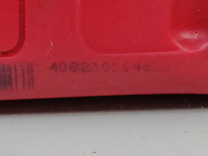 Volkswagen Transporter-Caravelle (2003 - 2009)  27R03278 Аварийный знак