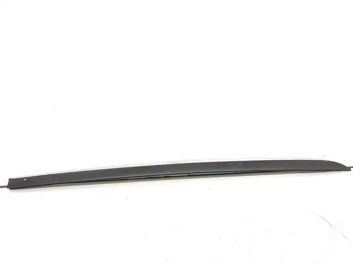 BMW 5 E60 E61 (2004 - 2010) 7045448 Накладка стоек лобового стекла — фото 1