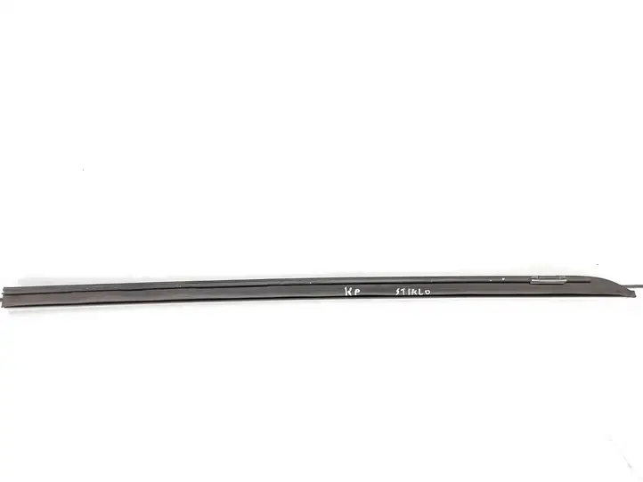 BMW 5 E60 E61 (2004 - 2010) 7045447 Накладка стоек лобового стекла — фото 2
