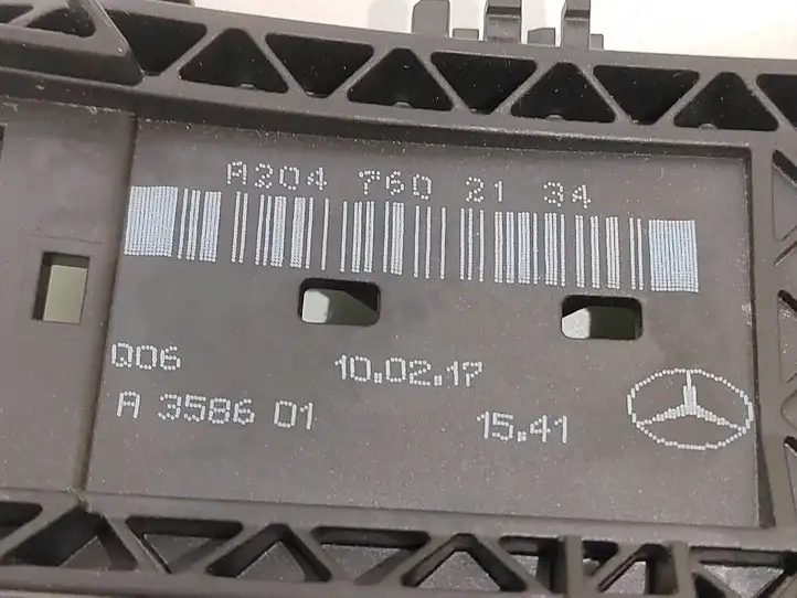 Mercedes-Benz GLE W166/C292 (2015 - 2019) A2047602134 Крепление наружной ручки передней двери — фото 2