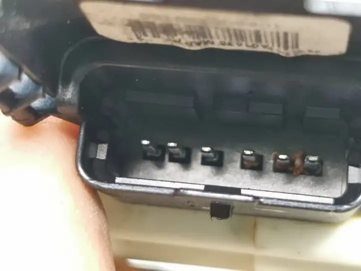 Citroen C5 (2004 - 2008)  574387 Замок передней двери