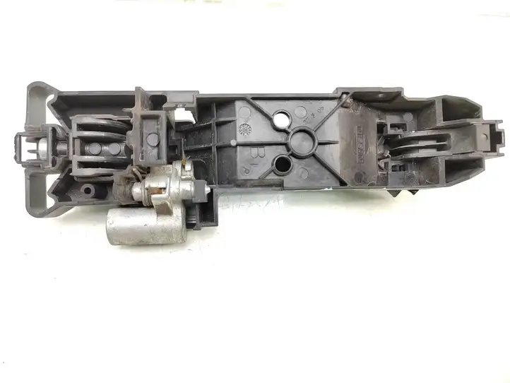 Nissan Note (E11) (2006 - 2014) Наружная ручка двери — фото 4