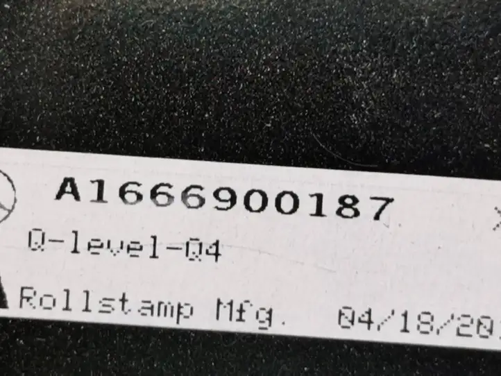 Mercedes-Benz GLE W166/C292 (2015 - 2019)  A1666900187 Облицовка стекла задней двери