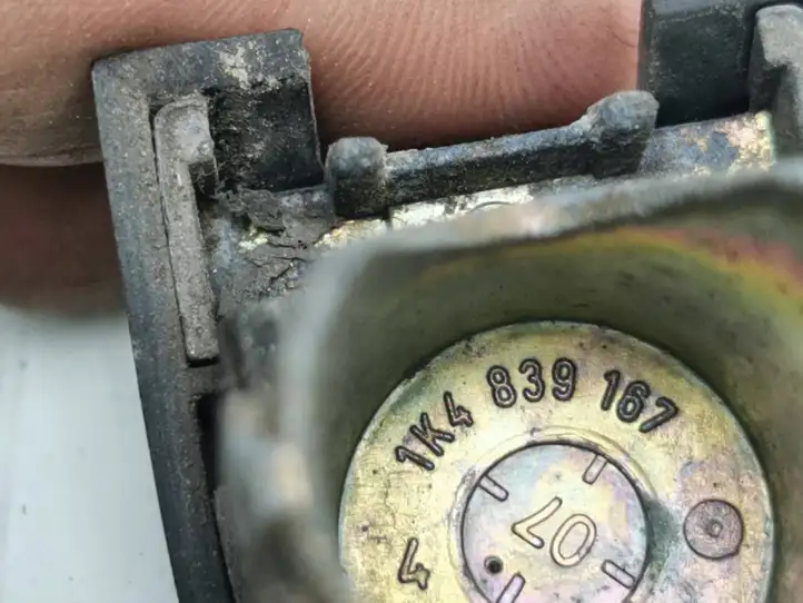 Volkswagen Golf V (2003 - 2009)  1k4839167 Крышка ручки передней двери