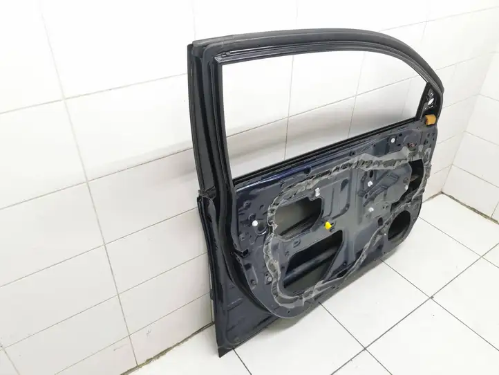Toyota Avensis T250 (2006 - 2009) Дверь — фото 8