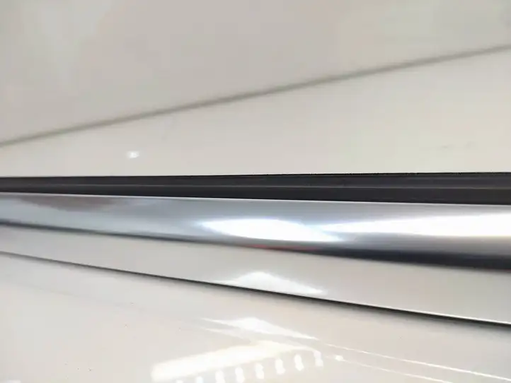 Mercedes-Benz EQC (2018 - ) A2937302728 Уплотнитель задней двери — фото 7