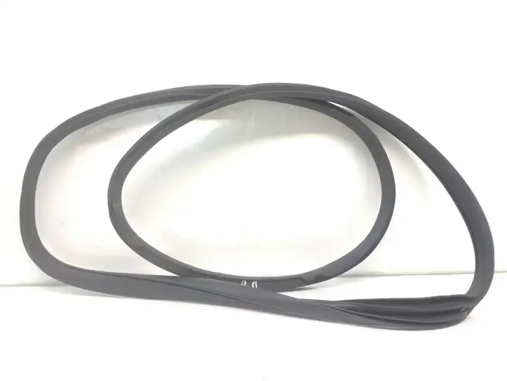 Mercedes-Benz EQC (2018 - )  A2936970000 Уплотнительная резина (на кузове)