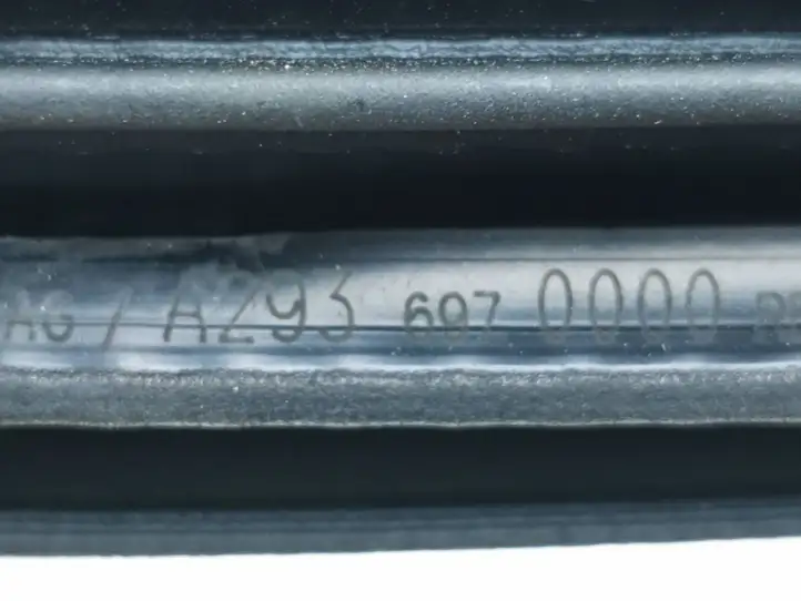 Mercedes-Benz EQC (2018 - ) A2936970000 Уплотнитель кузова — фото 3