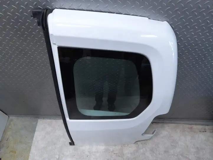 Toyota ProAce City (2016 - ) QA1024757 Багажная дверь — фото 3