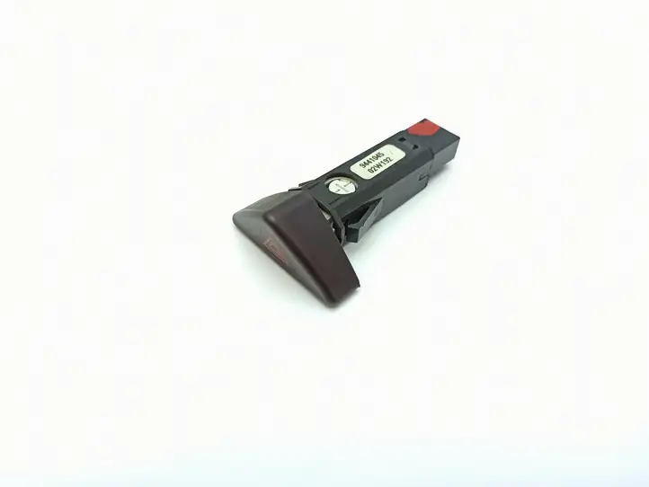 Volvo S60 (2000 - 2004) 9441045 Включатель аварийных фонарей — фото 3