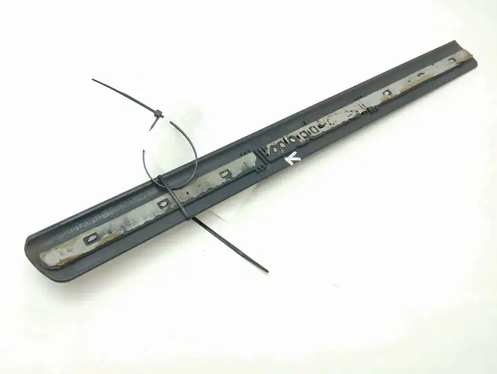Volvo S60 (2000 - 2004) 09178405 Внутренняя отделка переднего порога — фото 11