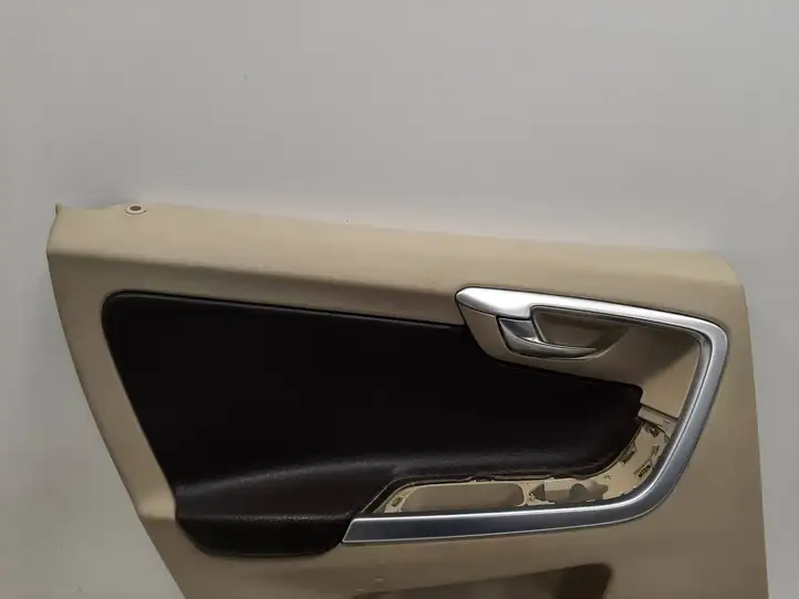 Volvo XC60 (2008 - 2013) 30766403 Обшивка задней двери — фото 2