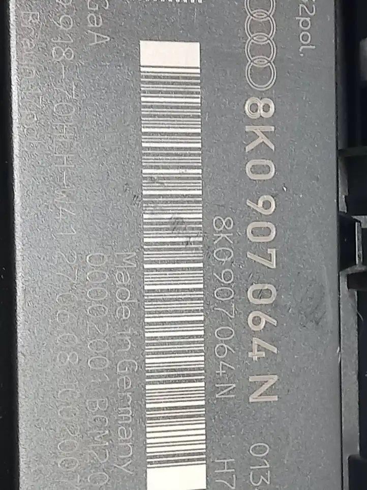 Audi A4 S4 B8 8K (2007 - 2011) 8K0907064N Модуль комфорта — фото 3