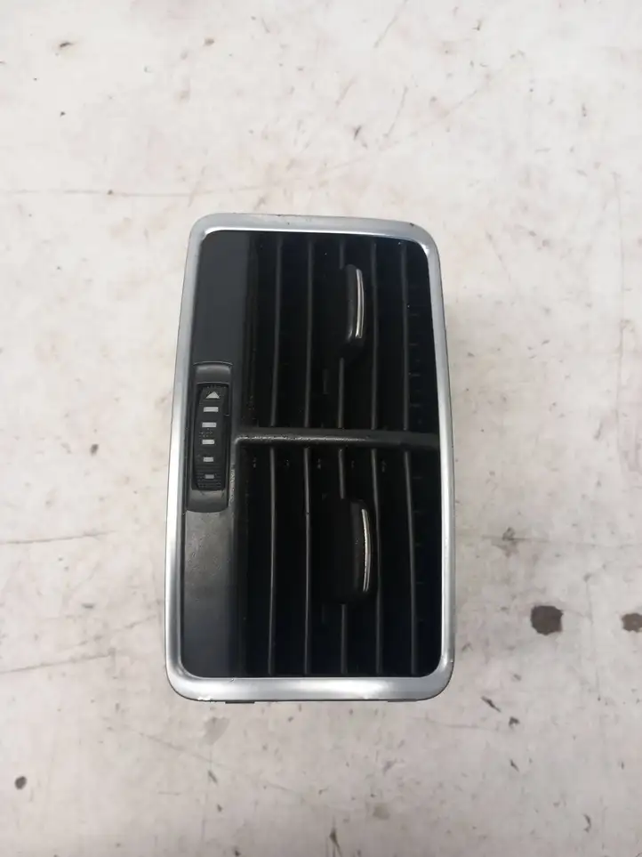 Audi A6 Allroad C6 (2006 - 2008) 4F0819203 Центральный воздушный дефлектор — фото 1
