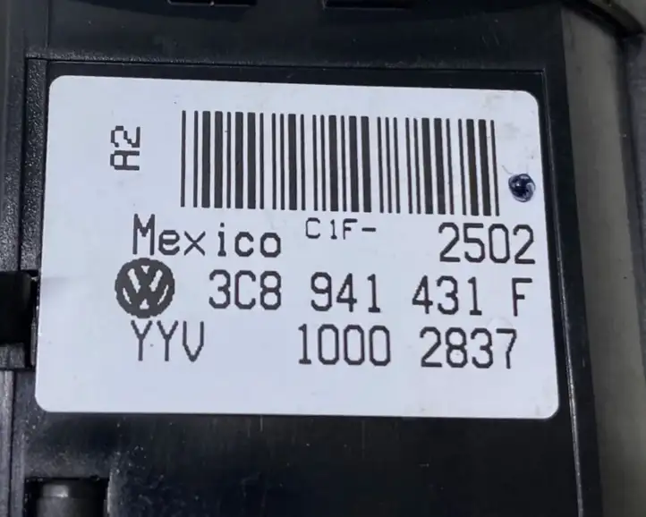 Volkswagen Jetta VI (2011 - 2018) 3C8941431F Включатель фонарей — фото 6