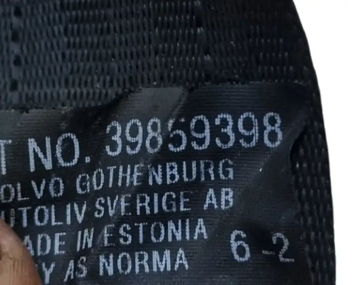 Volvo XC70 (2007 - 2013) 39859398 Задний ремень безопасности — фото 6