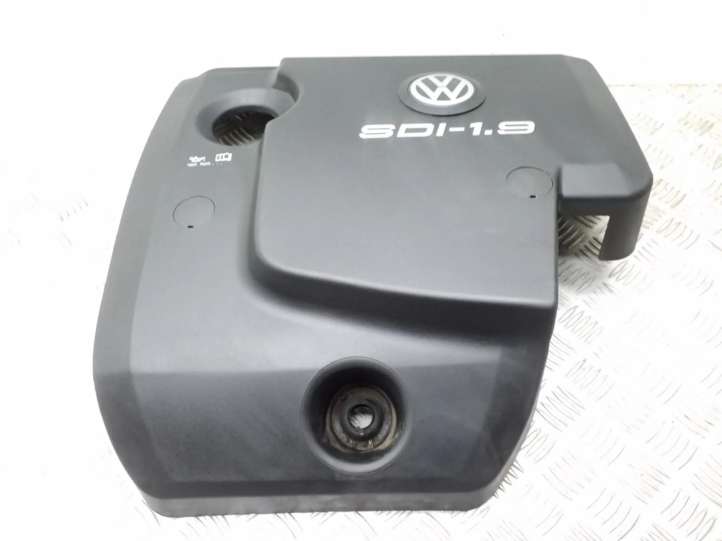 038103925L Volkswagen Bora Variklio dangtis (apdaila)