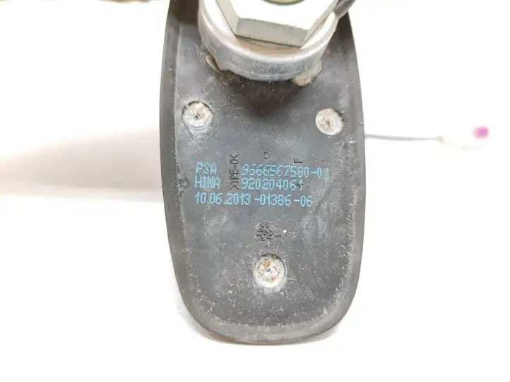 Citroen C4 Picasso (2006 - 2013)  9666567580 Радио антенна