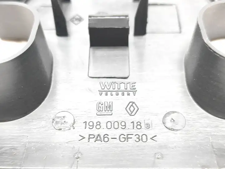 Renault Trafic III (X82) (2014 - )  19800918 Замок багажника