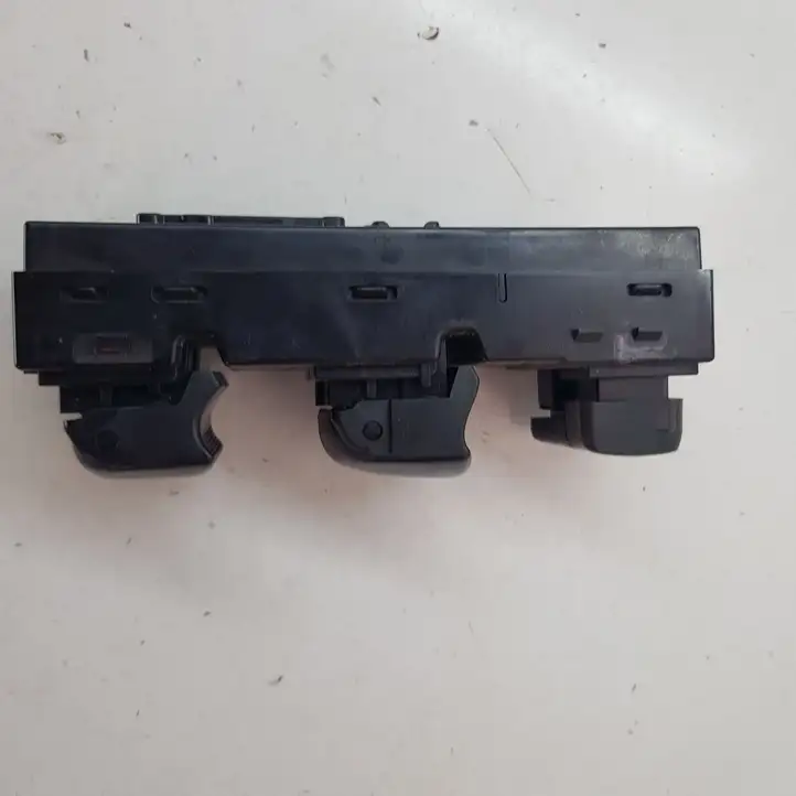 Nissan Juke I F15 (2010 - 2018) 254011KK0B Блок кнопок стеклоподъемников — фото 4