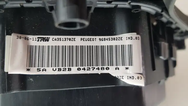 Peugeot 5008 (2009 - 2013) 96845302ZE Подушка безопасности руля — фото 2