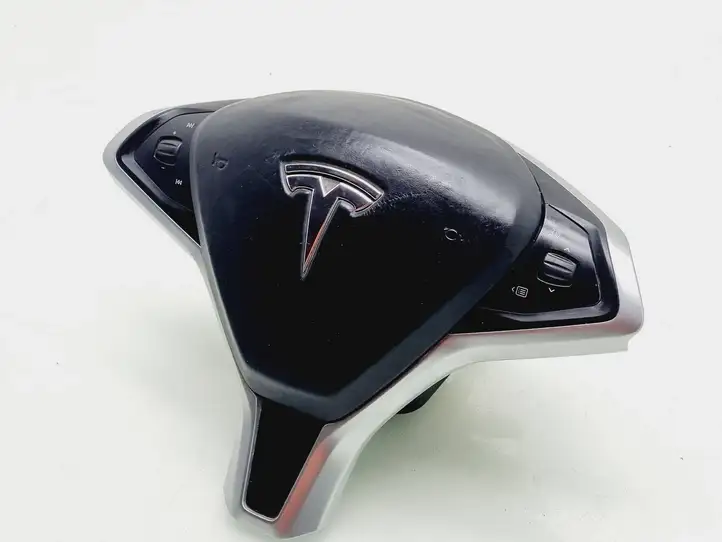 Tesla Model S (2016 - 2021) 103677901C Подушка безопасности руля — фото 2