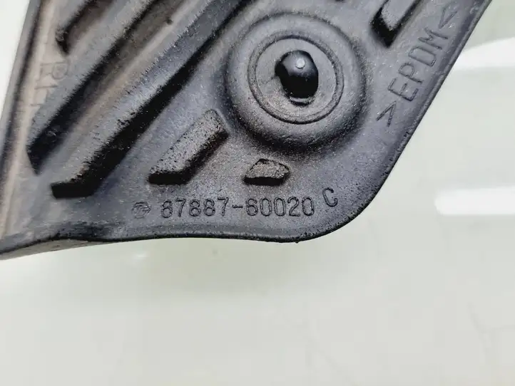 Toyota Land Cruiser (J150) (2009 - ) 6788760020 Накладка стекла задней двери — фото 2