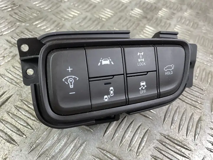Hyundai Santa Fe (2018 - 2020) 299197549 Включатель блокировки дифференциалов — фото 2