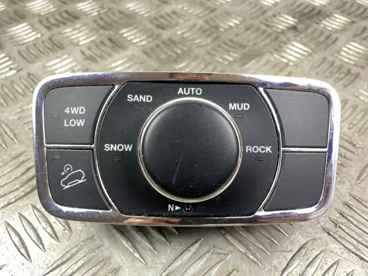 Jeep Grand Cherokee (2010 - 2021) P68258737AA Включатель регулировки высоты / жесткости ходовой части — фото 1