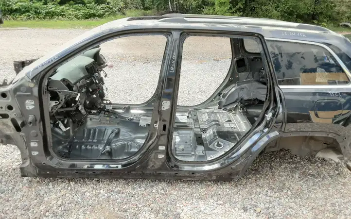 Jeep Grand Cherokee (2010 - 2021) Кузов — фото 1