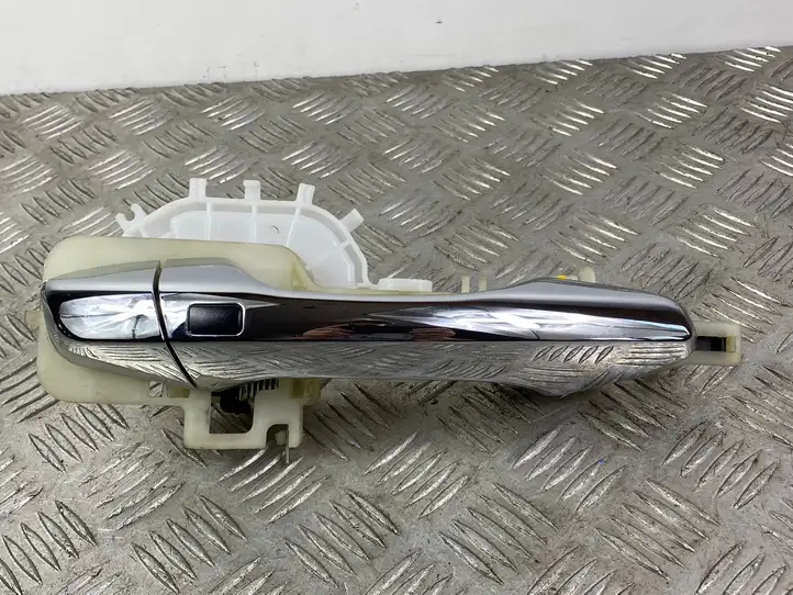 Hyundai Grand Santa Fe NC (2015 - 2018) Наружная ручка двери — фото 1
