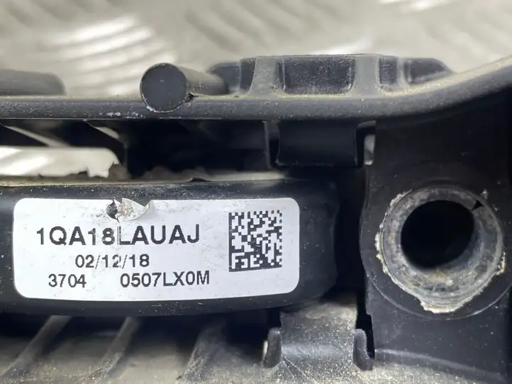 Dodge Durango (2013 - )  004589888AD Наружная ручка